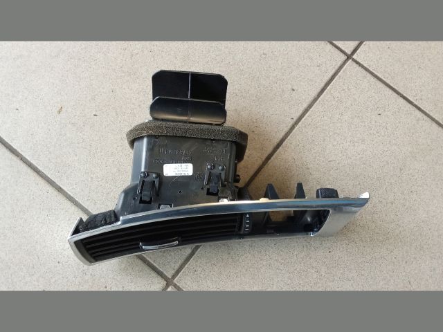 bontott AUDI A6 C6 Bal Szellőző