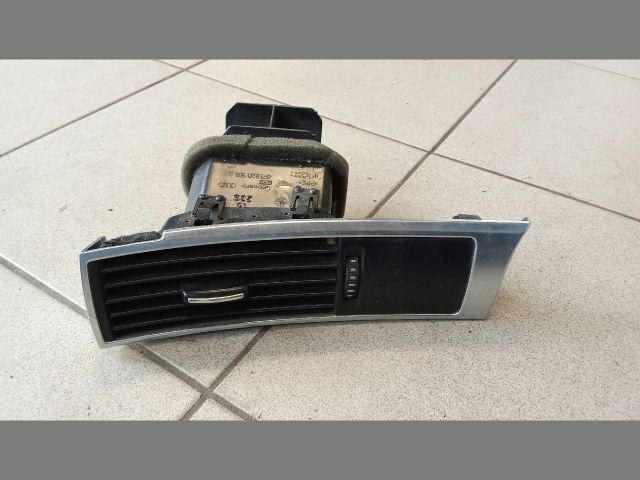 bontott AUDI A6 C6 Bal Szellőző