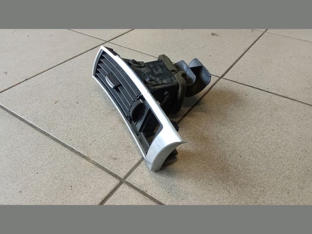 bontott AUDI A6 C6 Bal Szellőző