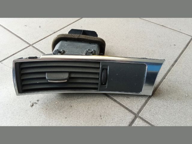 bontott AUDI A6 C6 Bal Szellőző