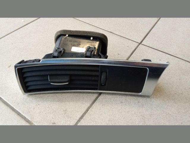 bontott AUDI A6 C6 Bal Szellőző