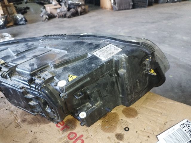 bontott AUDI A6 C6 Bal Xenon Fényszóró