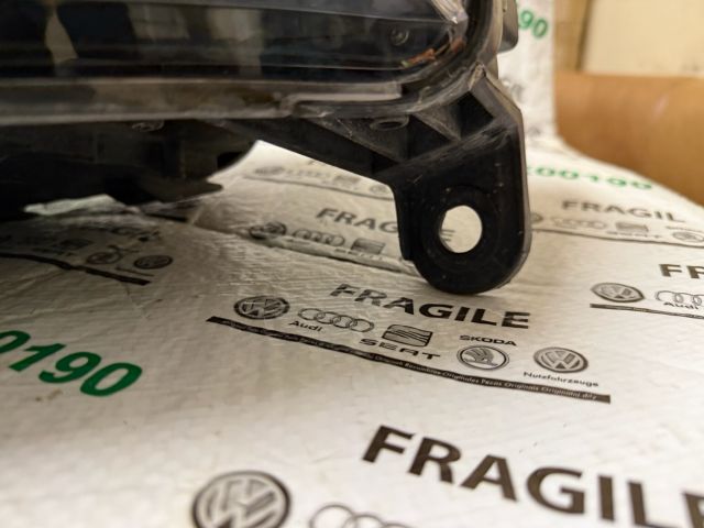 bontott AUDI A6 C6 Bal Xenon Fényszóró