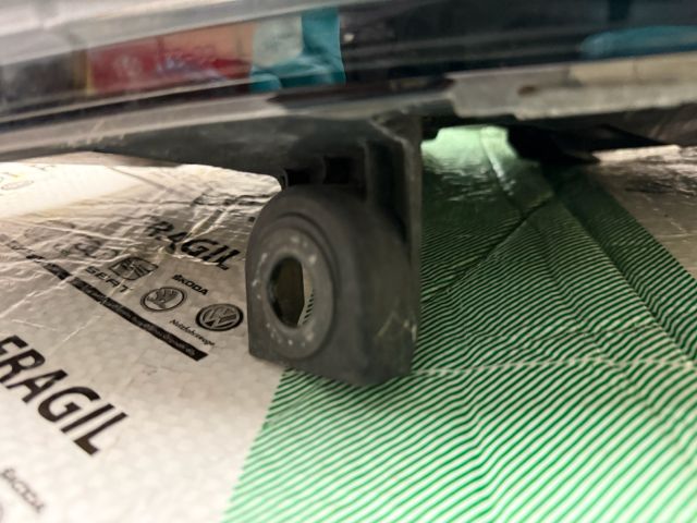 bontott AUDI A6 C6 Bal Xenon Fényszóró