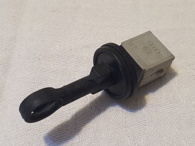 bontott AUDI A6 C6 Belső Hőmérséklet Érzékelő