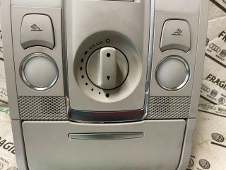 bontott AUDI A6 C6 Belső Világítás Tetőablak Vezérlővel