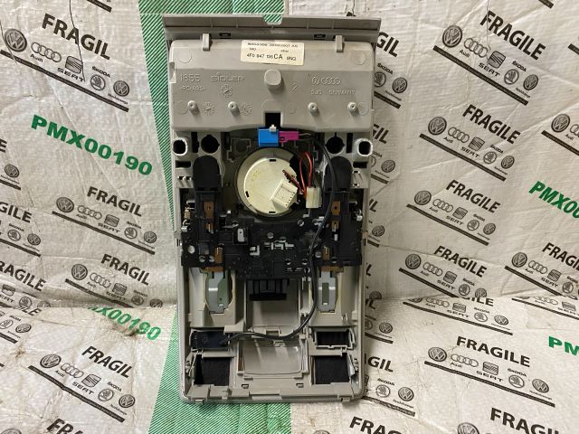 bontott AUDI A6 C6 Belső Világítás Tetőablak Vezérlővel