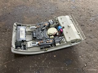 bontott AUDI A6 C6 Beltér Világítás Első