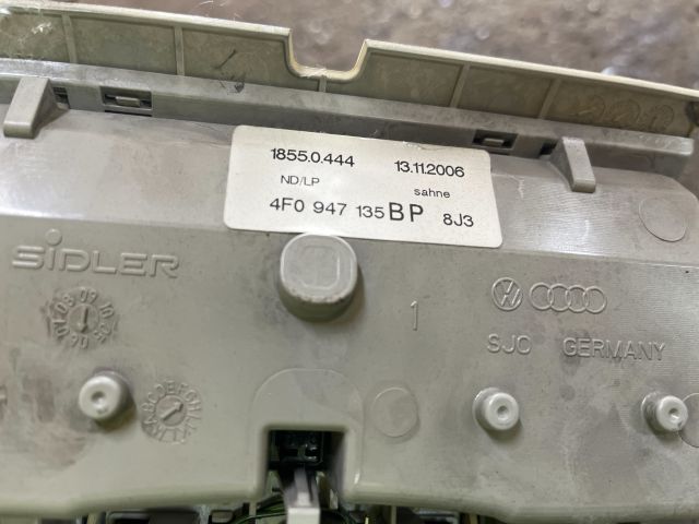 bontott AUDI A6 C6 Beltér Világítás Első