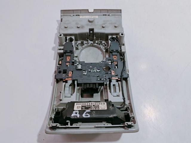 bontott AUDI A6 C6 Beltér Világítás Első