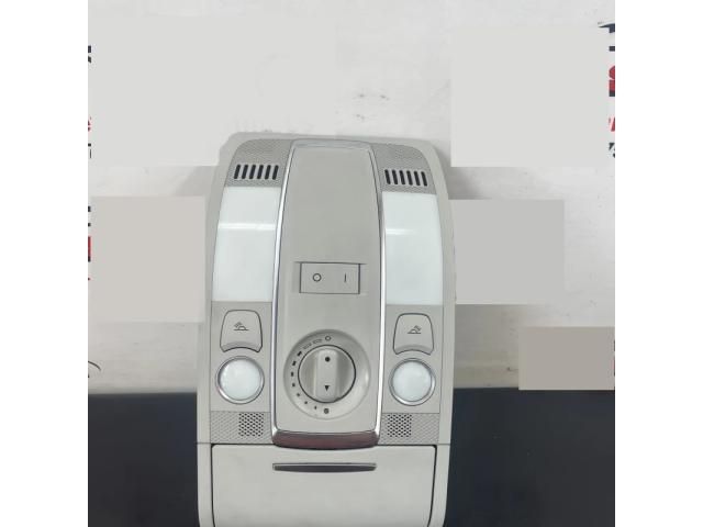 bontott AUDI A6 C6 Beltér Világítás Első