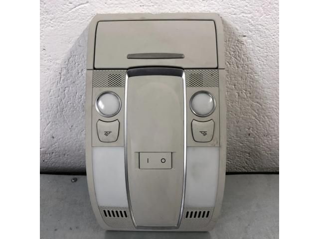 bontott AUDI A6 C6 Beltér Világítás Első