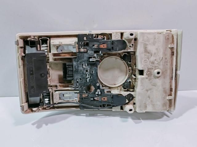 bontott AUDI A6 C6 Beltér Világítás Első