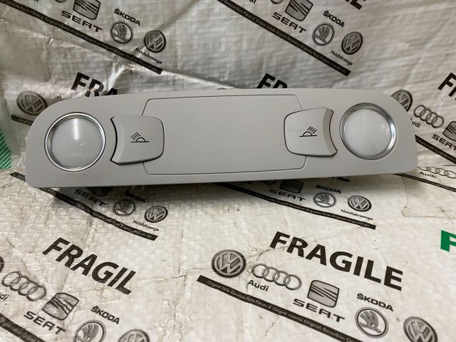 bontott AUDI A6 C6 Beltér Világítás Hátsó