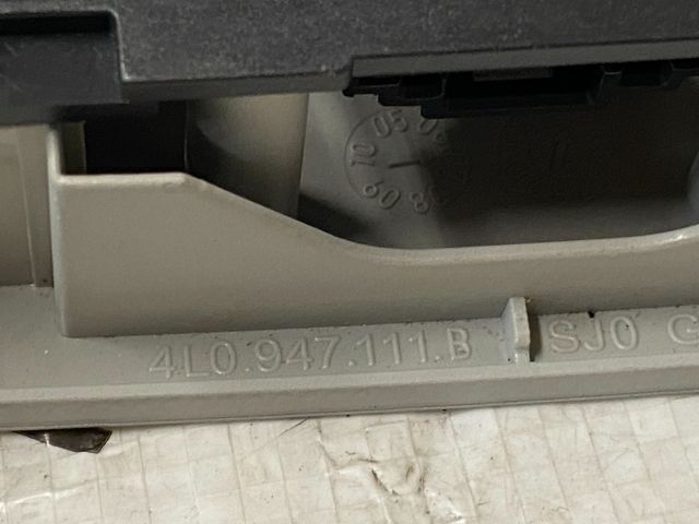 bontott AUDI A6 C6 Beltér Világítás Hátsó