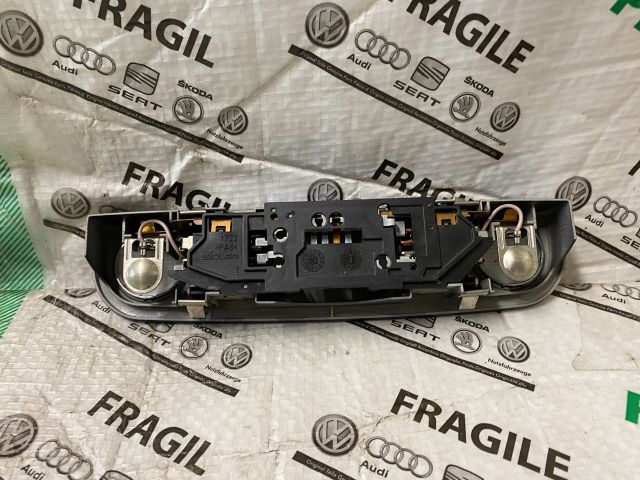 bontott AUDI A6 C6 Beltér Világítás Hátsó