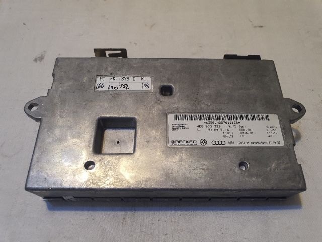 bontott AUDI A6 C6 Bluetooth Elektronika