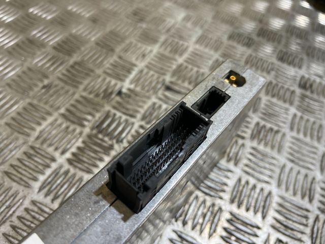 bontott AUDI A6 C6 Bluetooth Elektronika