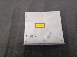 bontott AUDI A6 C6 CD / DVD Tár