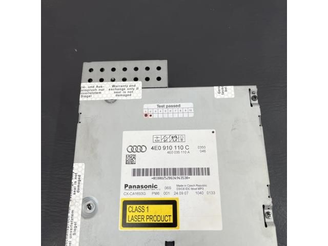 bontott AUDI A6 C6 CD / DVD Tár