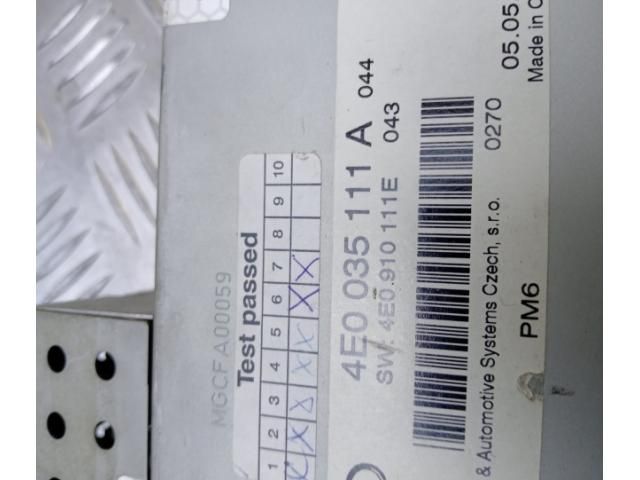 bontott AUDI A6 C6 CD / DVD Tár