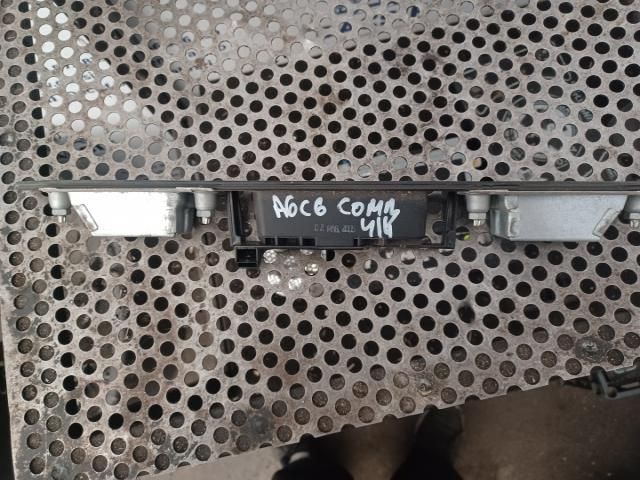 bontott AUDI A6 C6 Csomagtér Nyitó Kar / Gomb