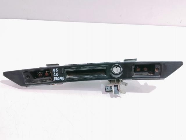 bontott AUDI A6 C6 Csomagtér Nyitó Kar / Gomb