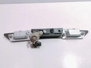 bontott AUDI A6 C6 Csomagtér Nyitó Kar / Gomb