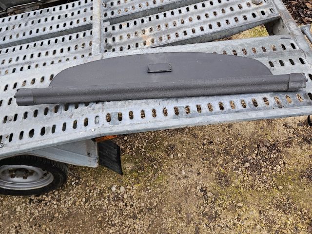 bontott AUDI A6 C6 Csomagtér Roló