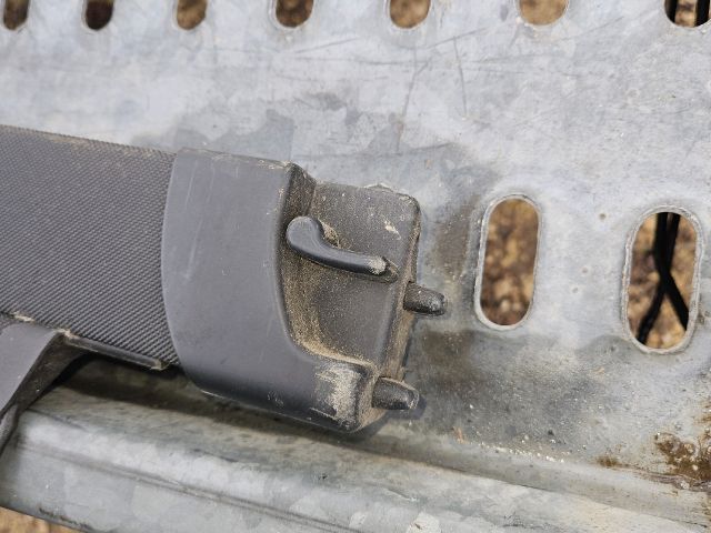 bontott AUDI A6 C6 Csomagtér Roló