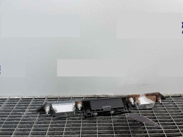 bontott AUDI A6 C6 Csomagtérajtó Kilincs