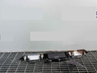 bontott AUDI A6 C6 Csomagtérajtó Kilincs