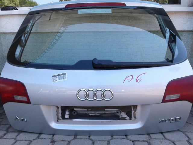 bontott AUDI A6 C6 Csomagtérajtó (Részeivel)