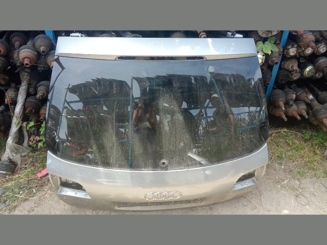 bontott AUDI A6 C6 Csomagtérajtó (Részeivel)