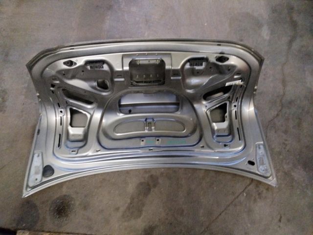 bontott AUDI A6 C6 Csomagtérajtó (Üres lemez)