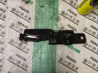 bontott AUDI A6 C6 Csomagtérajtó Zárszerkezet