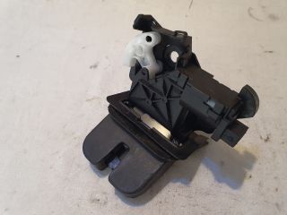 bontott AUDI A6 C6 Csomagtérajtó Zárszerkezet