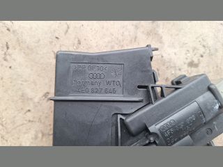 bontott AUDI A6 C6 Csomagtérajtó Zárszerkezet