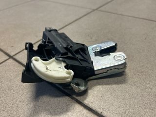 bontott AUDI A6 C6 Csomagtérajtó Zárszerkezet