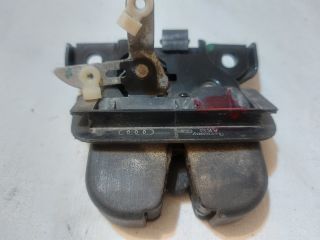 bontott AUDI A6 C6 Csomagtérajtó Zárszerkezet