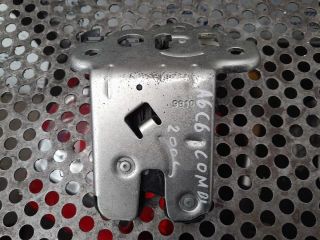 bontott AUDI A6 C6 Csomagtérajtó Zárszerkezet