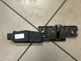 bontott AUDI A6 C6 Csomagtérajtó Zárszerkezet