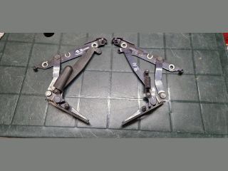 bontott AUDI A6 C6 Csomagtérajtó Zsanér