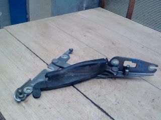 bontott AUDI A6 C6 Csomagtérajtó Zsanér