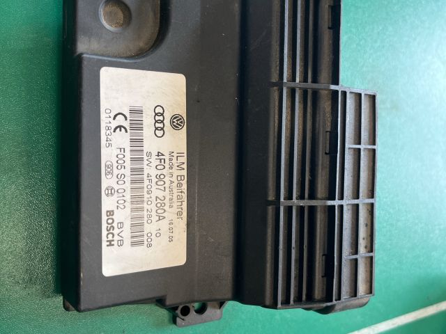 bontott AUDI A6 C6 Elektronika (Magában)