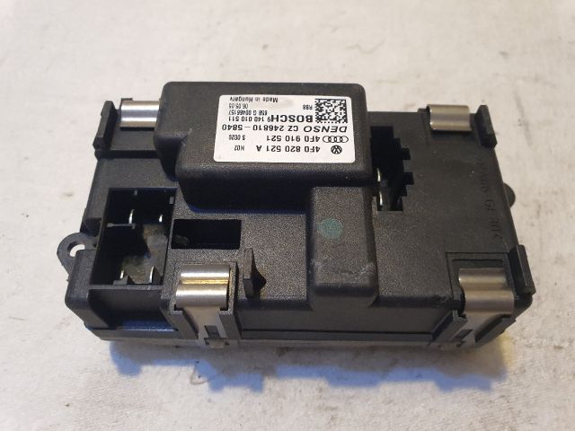 bontott AUDI A6 C6 Előtét Ellenállás Fűtőmotor