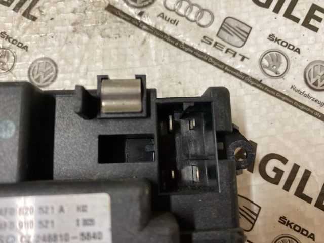 bontott AUDI A6 C6 Előtét Ellenállás Fűtőmotor