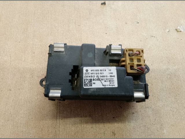 bontott AUDI A6 C6 Előtét Ellenállás Fűtőmotor