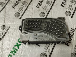 bontott AUDI A6 C6 Előtét Ellenállás Fűtőmotor