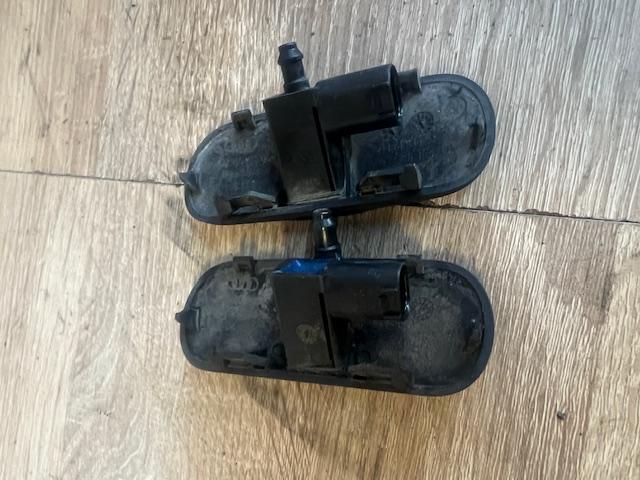 bontott AUDI A6 C6 Első Ablakmosó Fúvóka